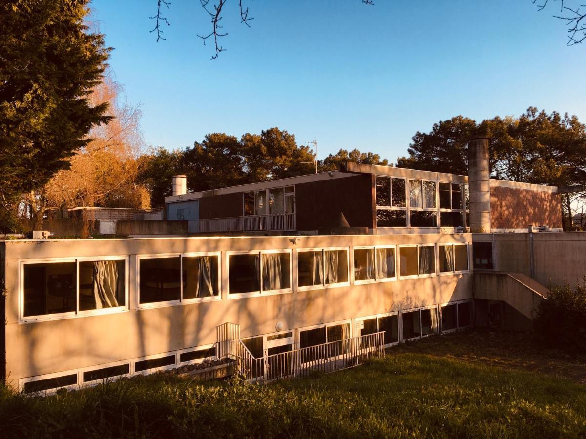 Auberge De Jeunesse Hi 로리앙 외부 사진