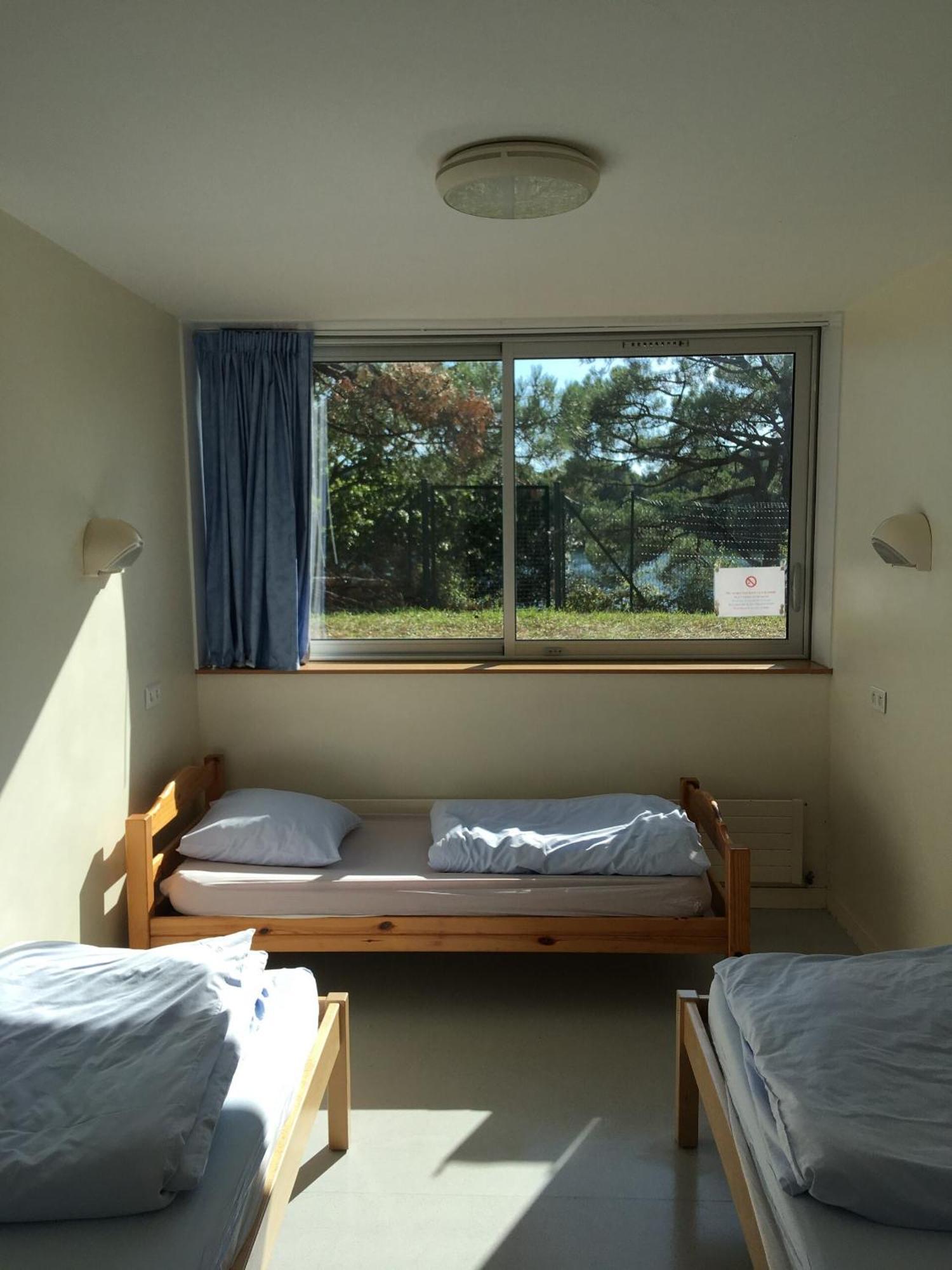 Auberge De Jeunesse Hi 로리앙 외부 사진